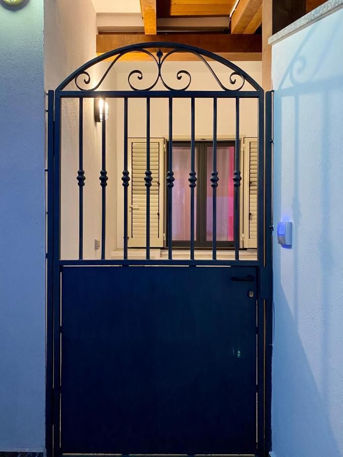 Cala Gonone - Casa Del Mirto Apartment Bagian luar foto