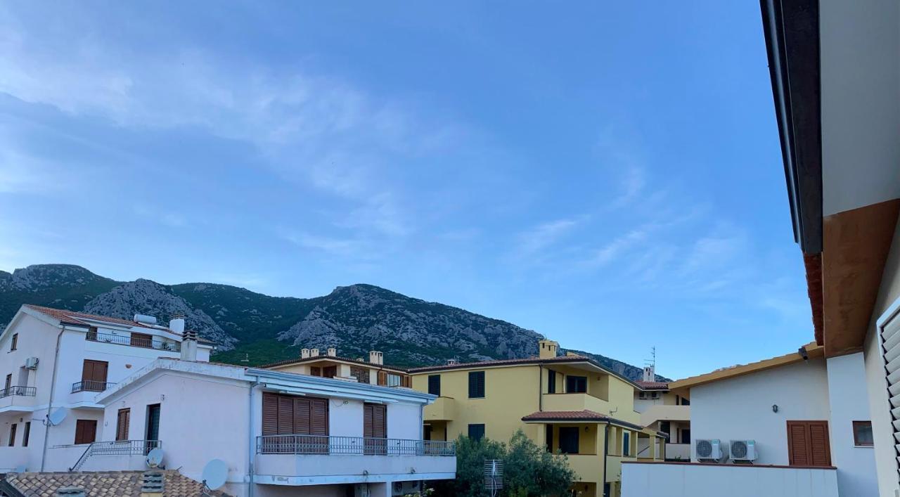 Cala Gonone - Casa Del Mirto Apartment Bagian luar foto